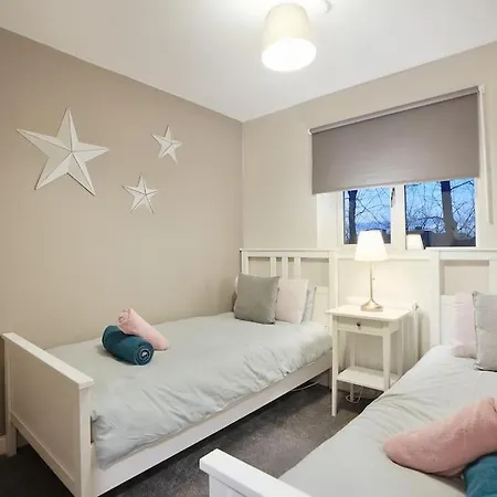 Stradbroke House - 5 Bed Townhouse, Sleeps 11, Great For Group Stays & Workers, Free Parking & Netflix - Hosted By Stay Host Save Sheffield Exterior photo