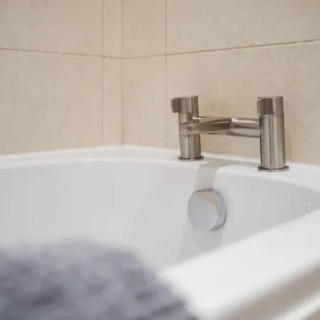 Stradbroke House - 5 Bed Townhouse, Sleeps 11, Great For Group Stays & Workers, Free Parking & Netflix - Hosted By Stay Host Save Sheffield Exterior photo